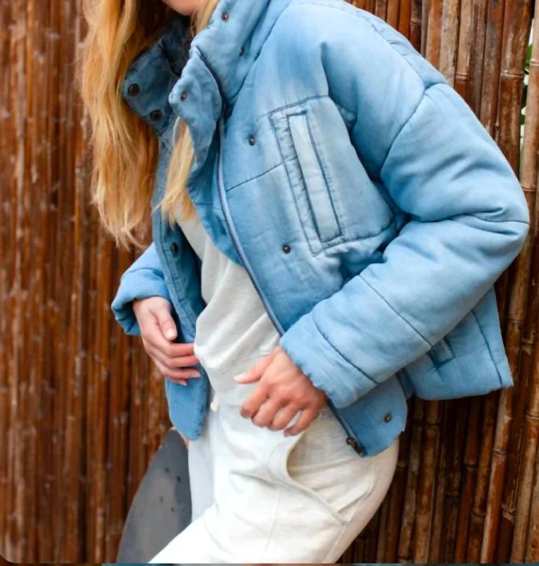 Puffy Jacket In Medium Denim BlueCowboy bag