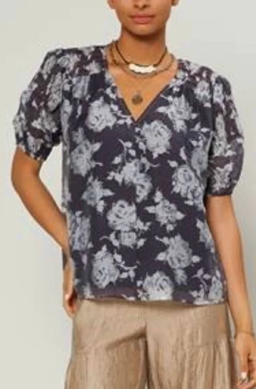 Pocket ShirtsAlly Floral Blouse In Dark Navy Floral