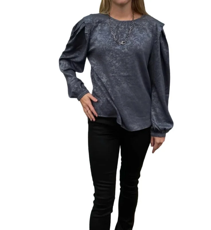 Streetwear ShirtsJacquard Blouse With Fold Detail In Dusty Teal